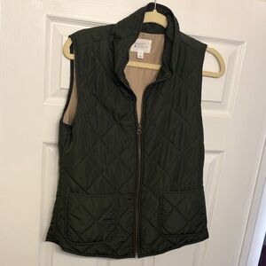 Women’s Quilted Army Green Vest